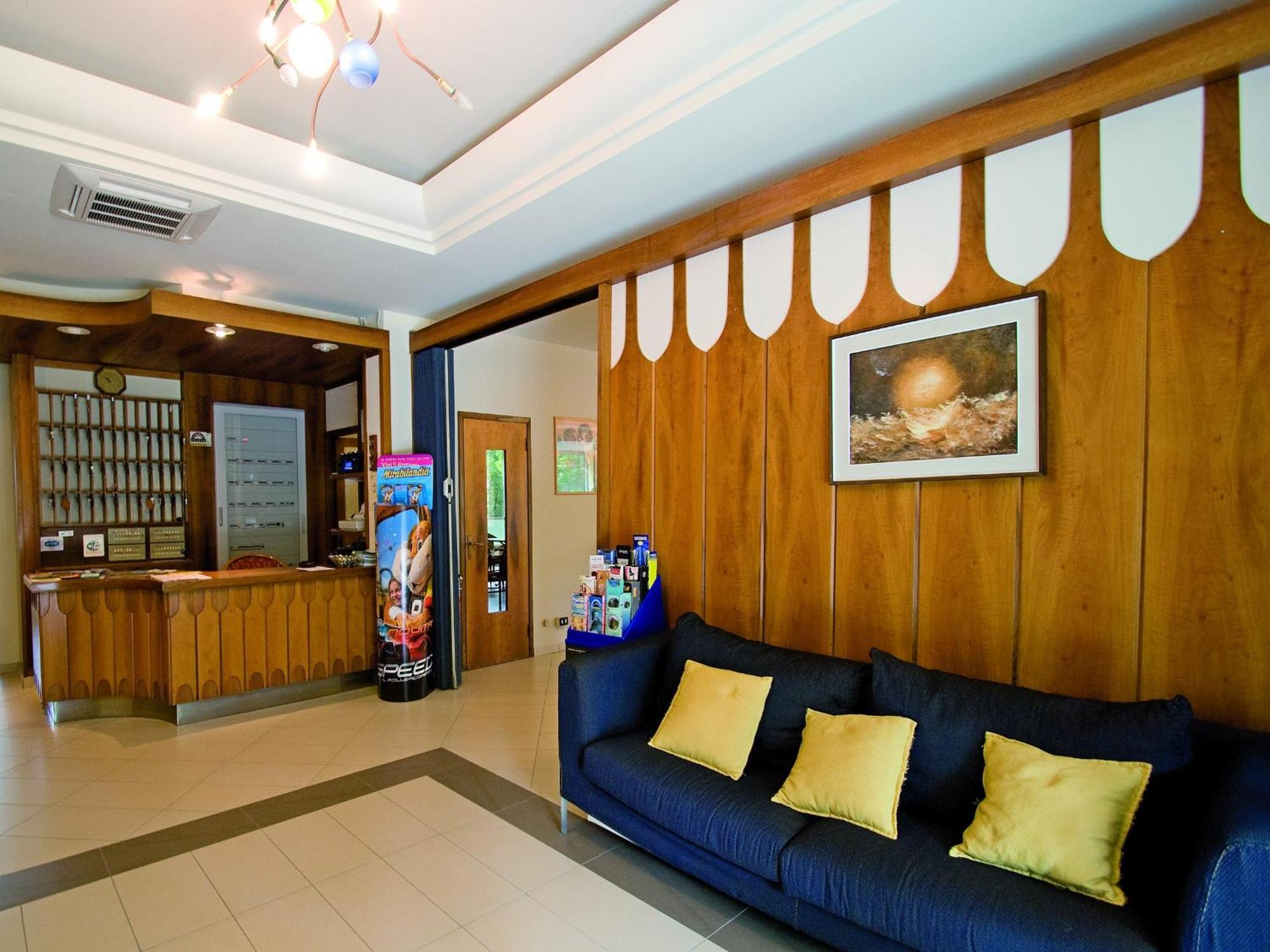 Hotel Solaria Marina Romea Zewnętrze zdjęcie